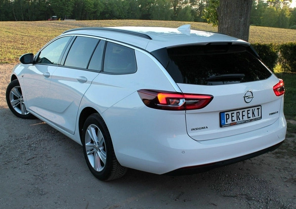 Opel Insignia cena 49999 przebieg: 217000, rok produkcji 2017 z Radków małe 407